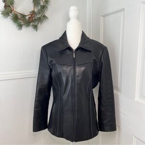 Vintage Jones New York Women's Black Ribbed Leather Zip Up Jacket Y2K